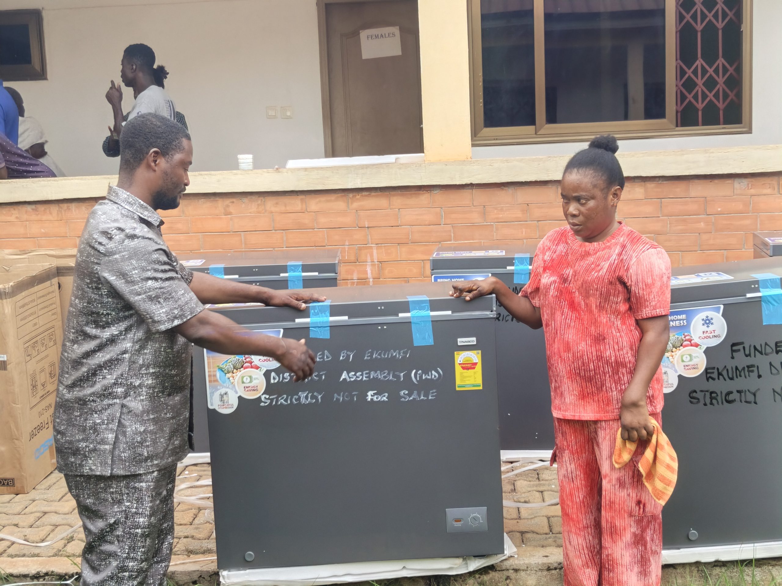 0-4064x3048-0-0-{}-0-12#bokehtype:0#;ts:84922473221000;appts:1776166998843;qlty:1;illum:2 scene:50 humanIn:2;